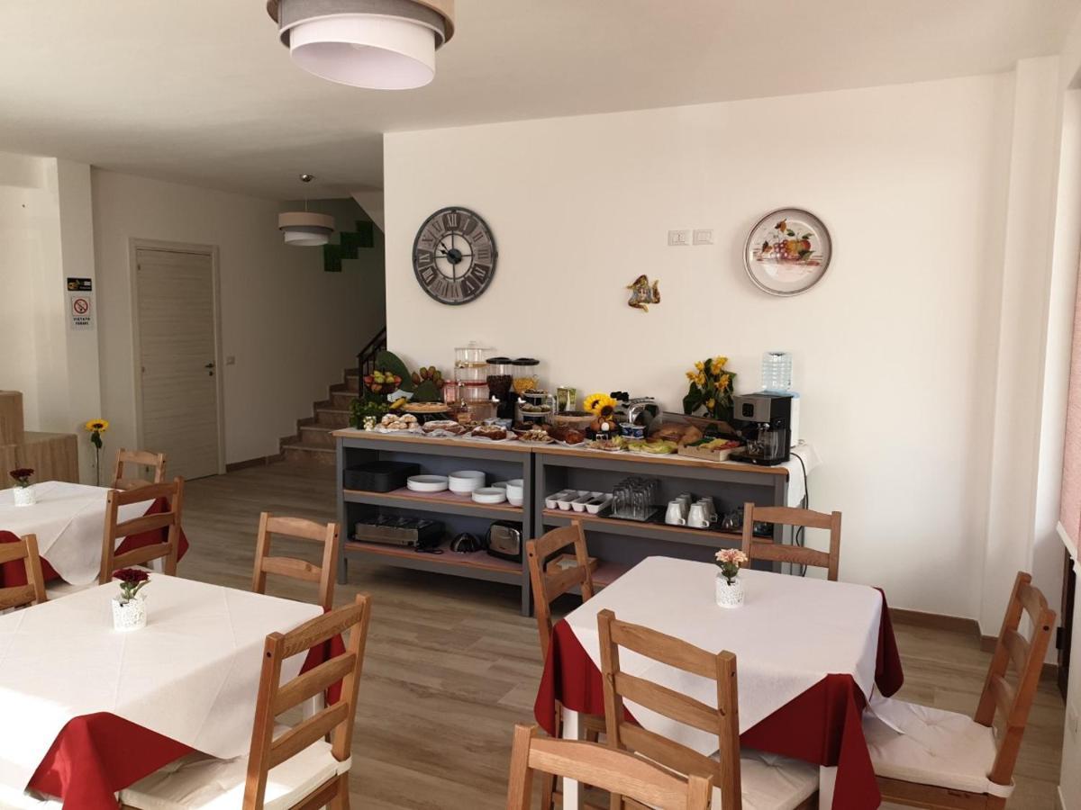 B&B Villa Chiara Bed And Breakfast Таорміна Екстер'єр фото